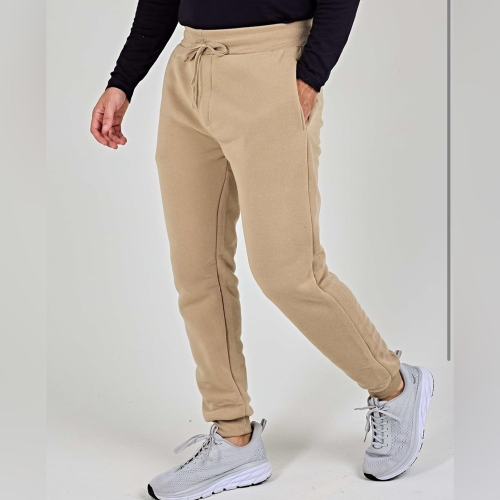 NWOT Real Essentials Men's Tech Fleece Ultra-Soft Jogger Sweatpants with Pockets